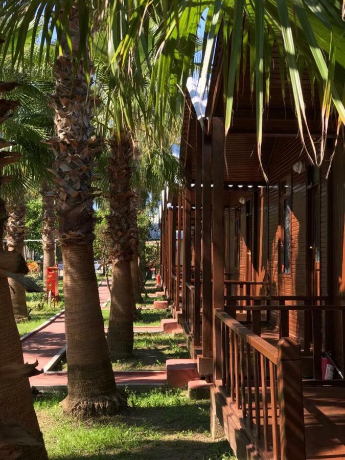Dream Park Bungalow Titreyengol Eksteriør bilde